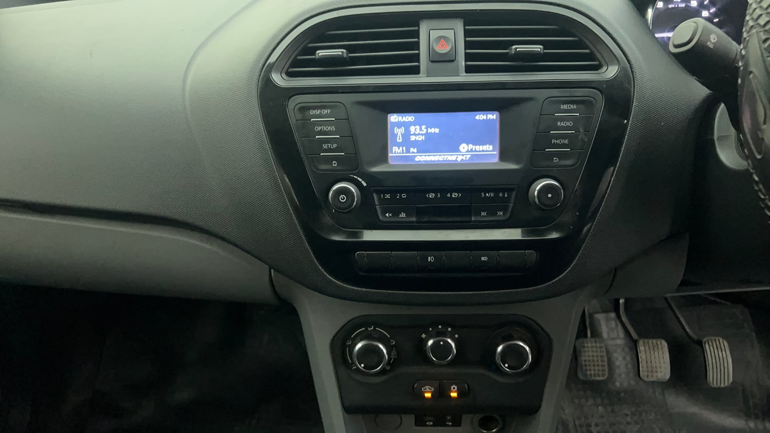 Used 2018 Tata Tigor Revotron XT Petrol Manual interior MUSIC SYSTEM & AC CONTROL VIEW