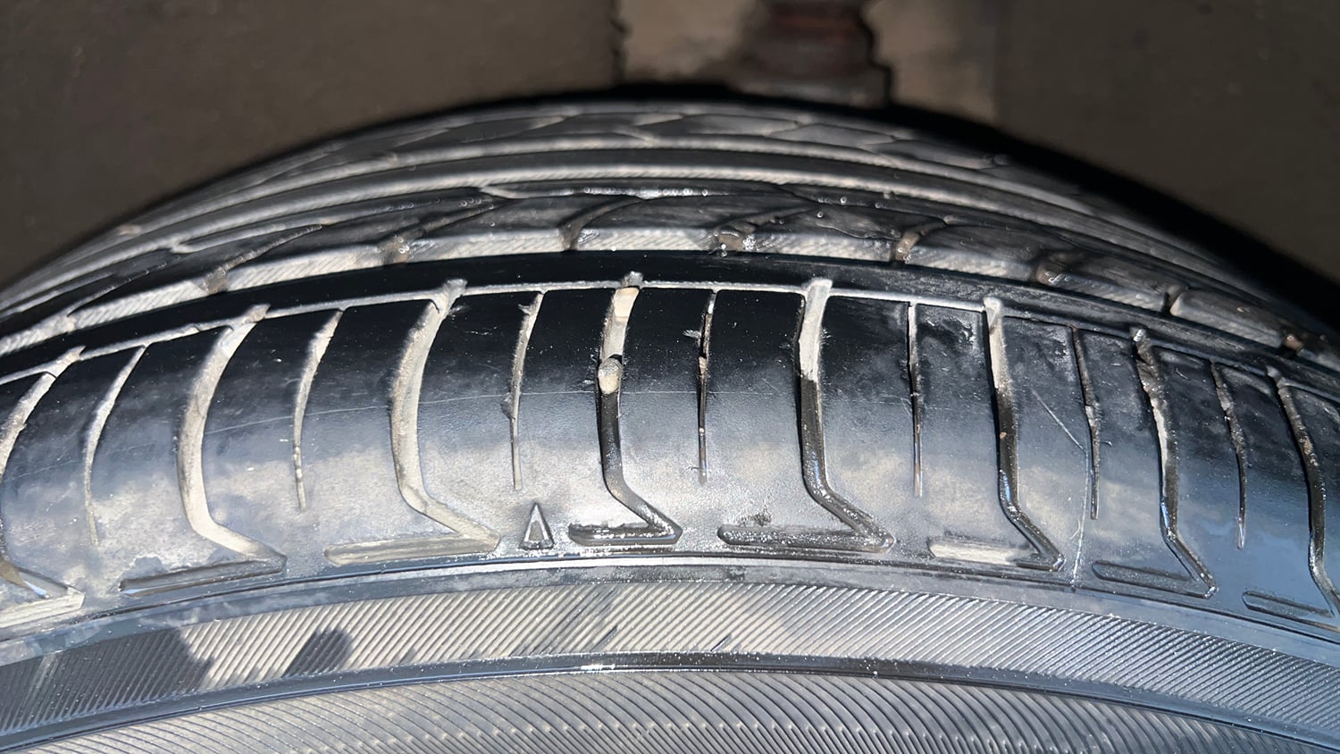 Used 2020 Hyundai Creta SX 1.6 AT Petrol Petrol Automatic tyres LEFT REAR TYRE TREAD VIEW
