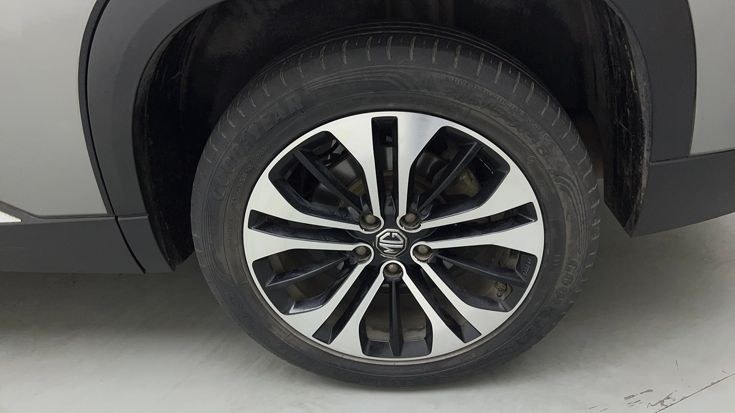 Used 2021 MG Motors Hector Sharp 1.5 Petrol Turbo DCT Petrol Automatic tyres LEFT REAR TYRE RIM VIEW