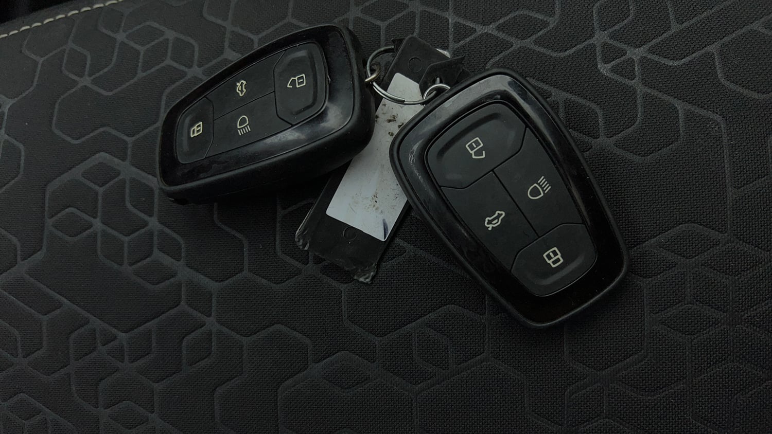 Used 2024 Tata Altroz XZ iCNG Cng Manual extra CAR KEY VIEW
