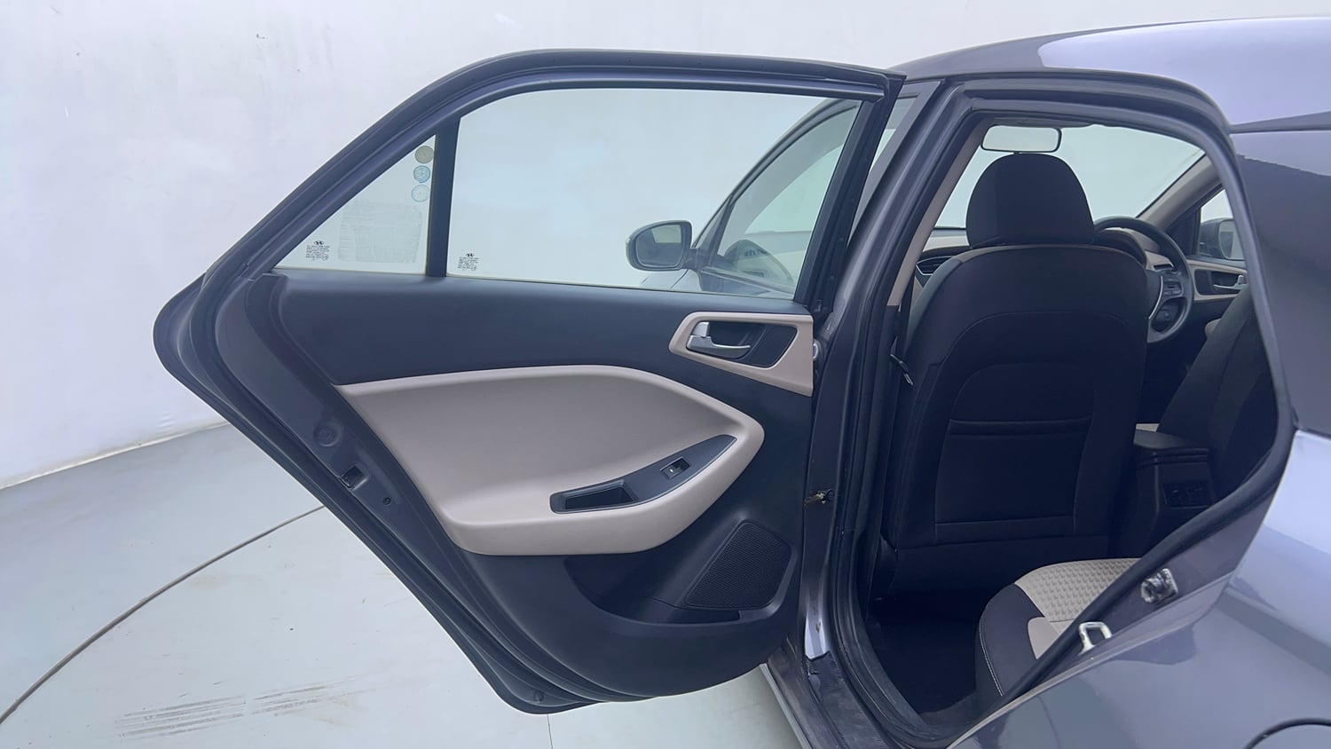 Used 2019 Hyundai Elite i20 Sportz Plus 1.2 Petrol Manual interior LEFT REAR DOOR OPEN VIEW