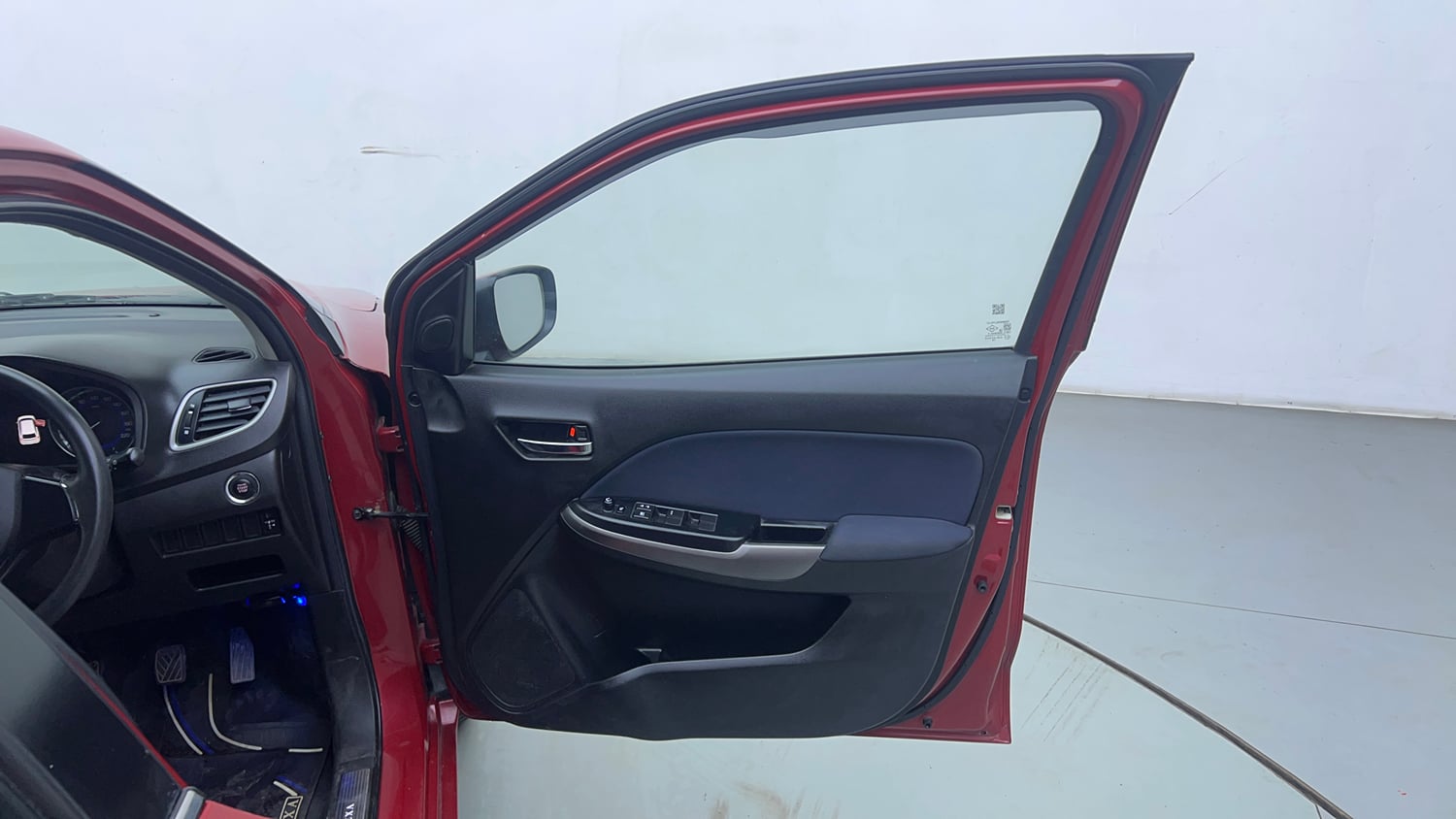 Used 2021 Maruti Suzuki Baleno Zeta Petrol Manual interior RIGHT FRONT DOOR OPEN VIEW