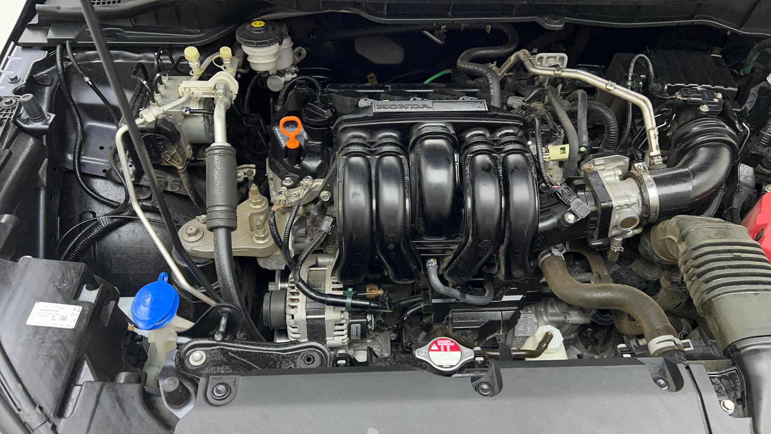 Used 2024 Honda City V Petrol CVT Petrol Automatic engine ENGINE RIGHT SIDE VIEW