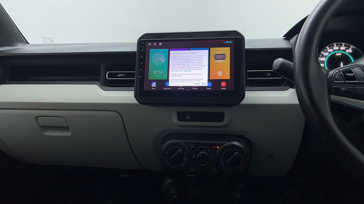 Used 2023 Maruti Suzuki Ignis Zeta 1.2 MT Petrol Manual interior MUSIC SYSTEM & AC CONTROL VIEW