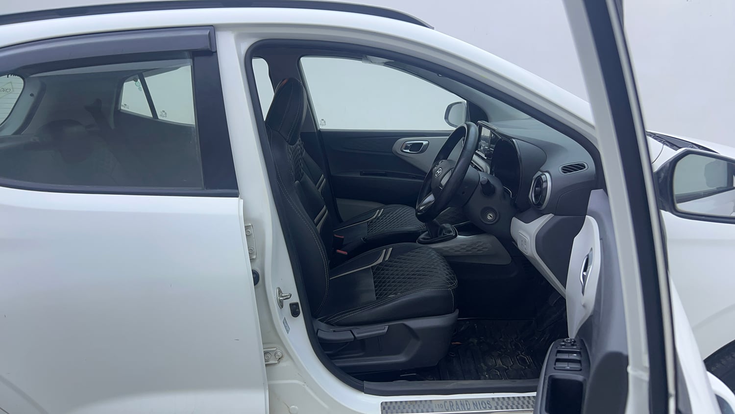 Used 2021 Hyundai Grand i10 Nios Sportz 1.2 Kappa VTVT CNG Cng Manual interior RIGHT SIDE FRONT DOOR CABIN VIEW