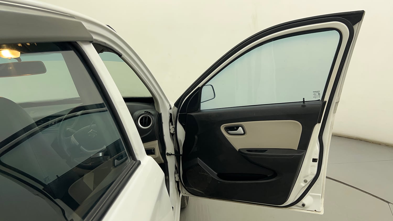 Used 2021 Maruti Suzuki Alto 800 LXi Petrol Manual interior RIGHT FRONT DOOR OPEN VIEW