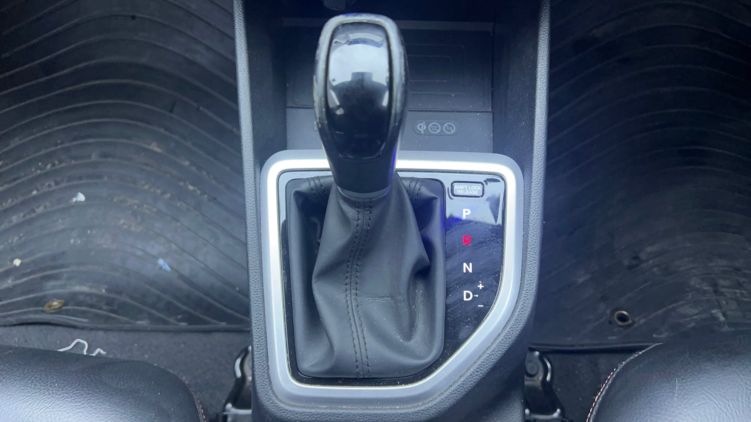 Used 2020 Hyundai Creta SX 1.6 AT Petrol Petrol Automatic interior GEAR  KNOB VIEW