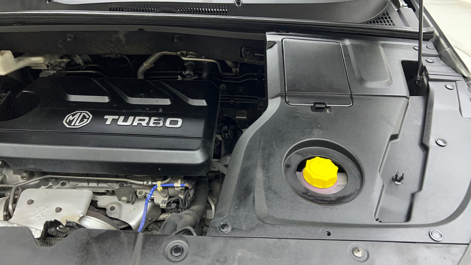 Used 2021 MG Motors Hector Sharp 1.5 Petrol Turbo DCT Petrol Automatic engine ENGINE LEFT SIDE VIEW