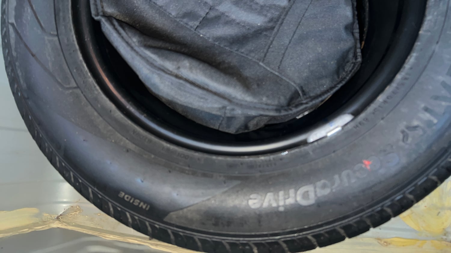 Used 2023 Tata Punch Accomplished AMT Petrol Automatic tyres SPARE TYRE VIEW