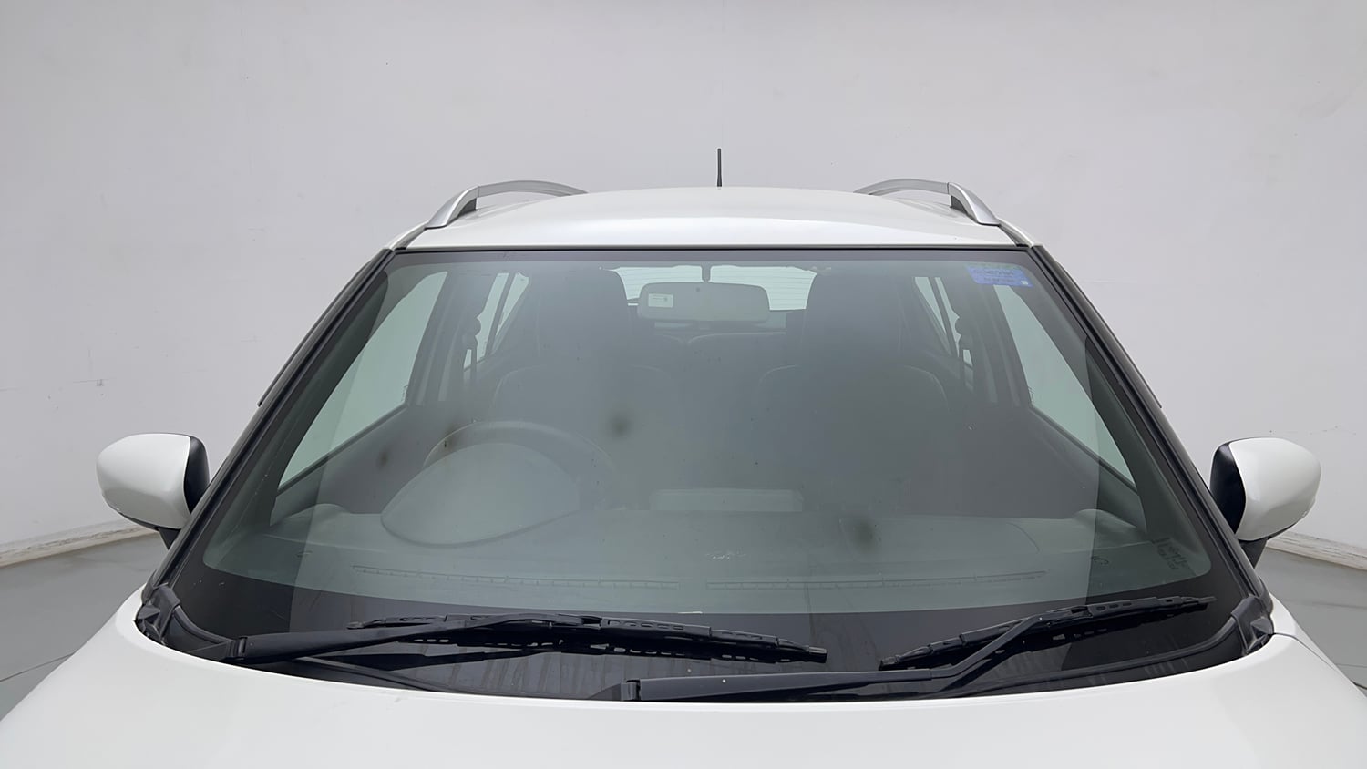 Used 2023 Maruti Suzuki Ignis Zeta 1.2 MT Petrol Manual exterior FRONT WINDSHIELD VIEW