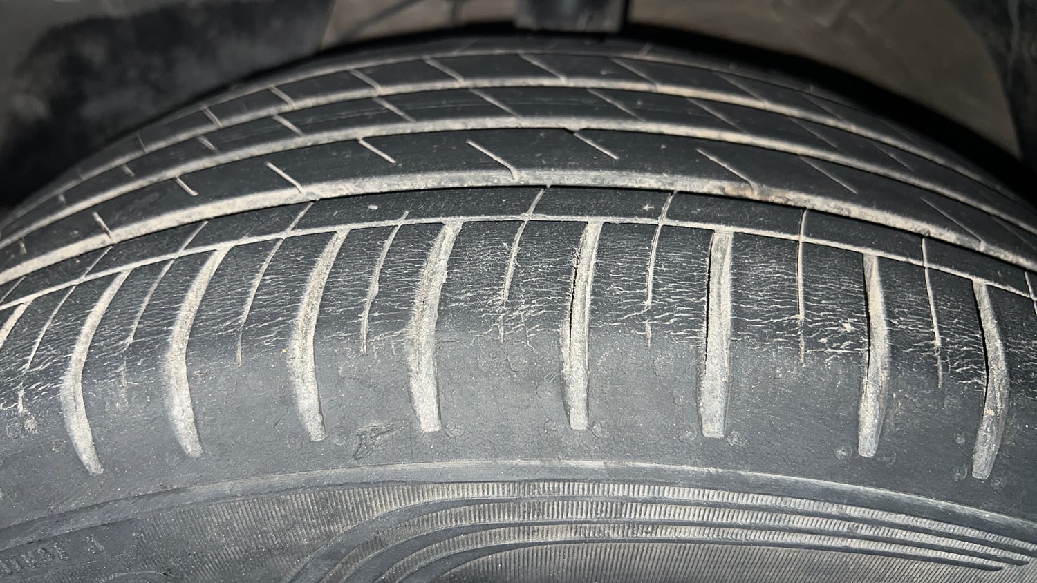 Used 2021 MG Motors Hector Sharp 1.5 Petrol Turbo DCT Petrol Automatic tyres LEFT FRONT TYRE TREAD VIEW