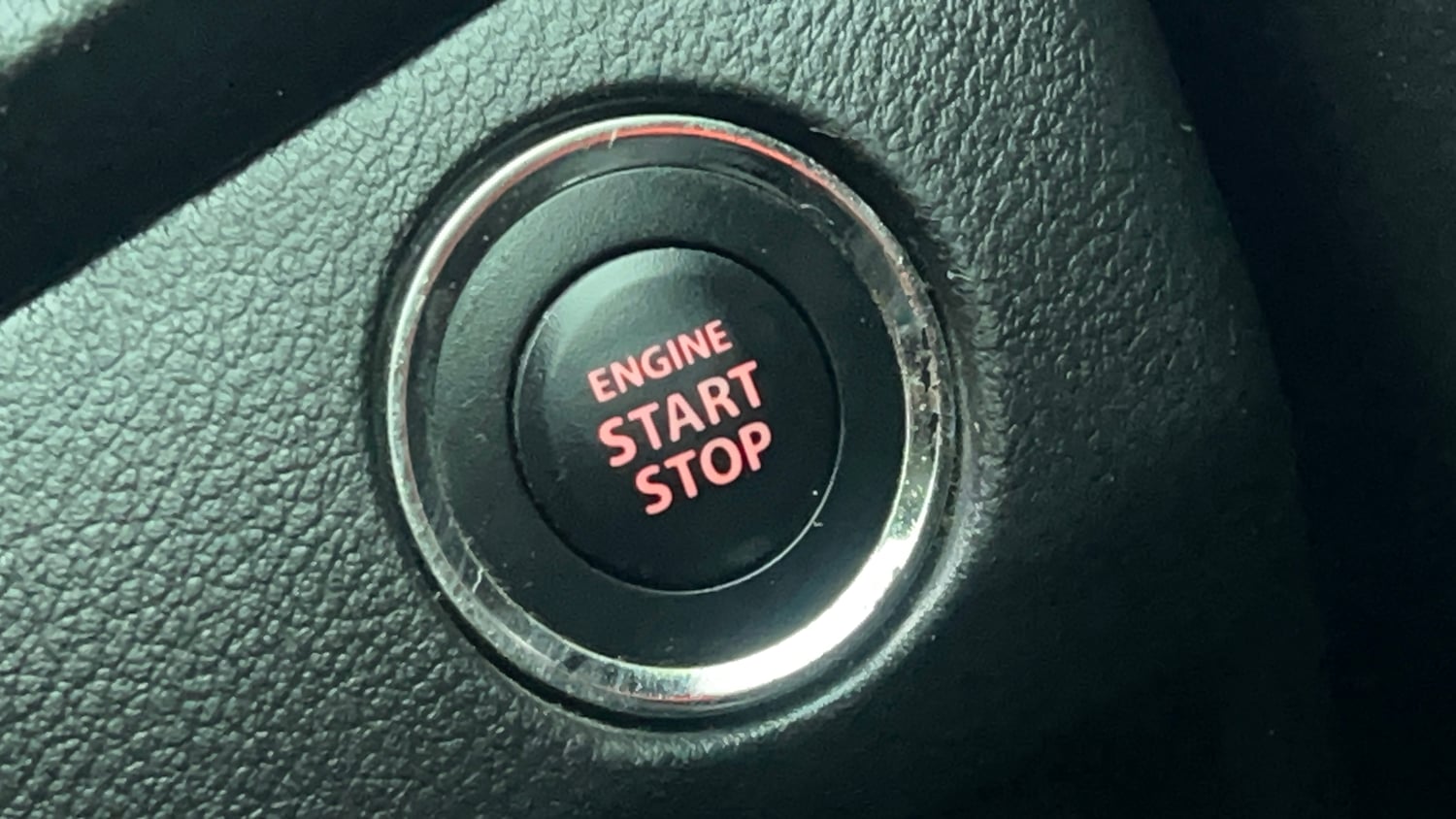 Used 2016 Maruti Suzuki Baleno Zeta 1.2 Petrol Manual top_features Keyless start