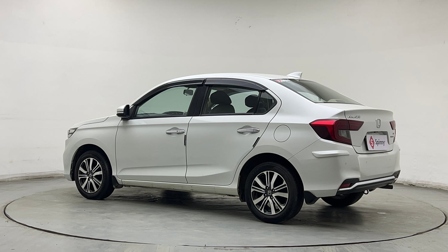 Used 2022 Honda Amaze VX CVT 1.2 Petrol Petrol Automatic exterior LEFT REAR CORNER VIEW