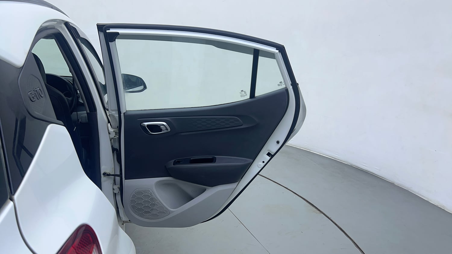 Used 2021 Hyundai Grand i10 Nios Sportz 1.2 Kappa VTVT CNG Cng Manual interior RIGHT REAR DOOR OPEN VIEW