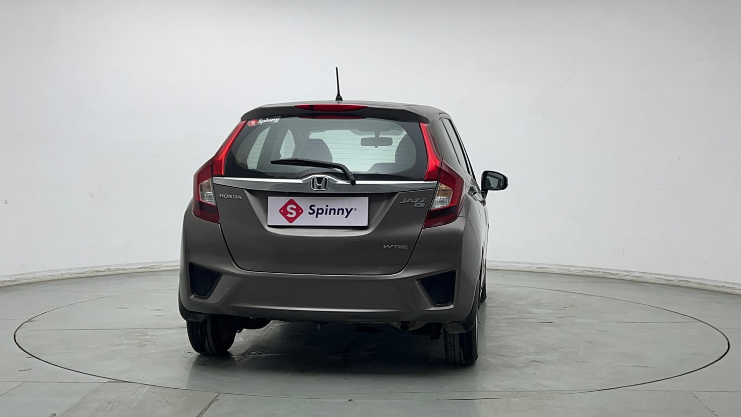 Used 2016 Honda Jazz V Petrol Petrol Manual exterior BACK VIEW