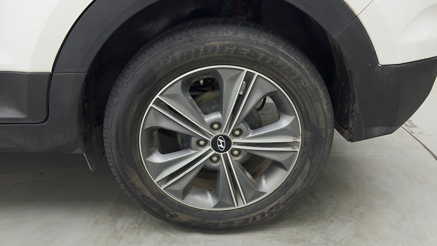 Used 2018 Hyundai Creta SX Plus 1.6 AT Petrol Petrol Automatic tyres LEFT REAR TYRE RIM VIEW