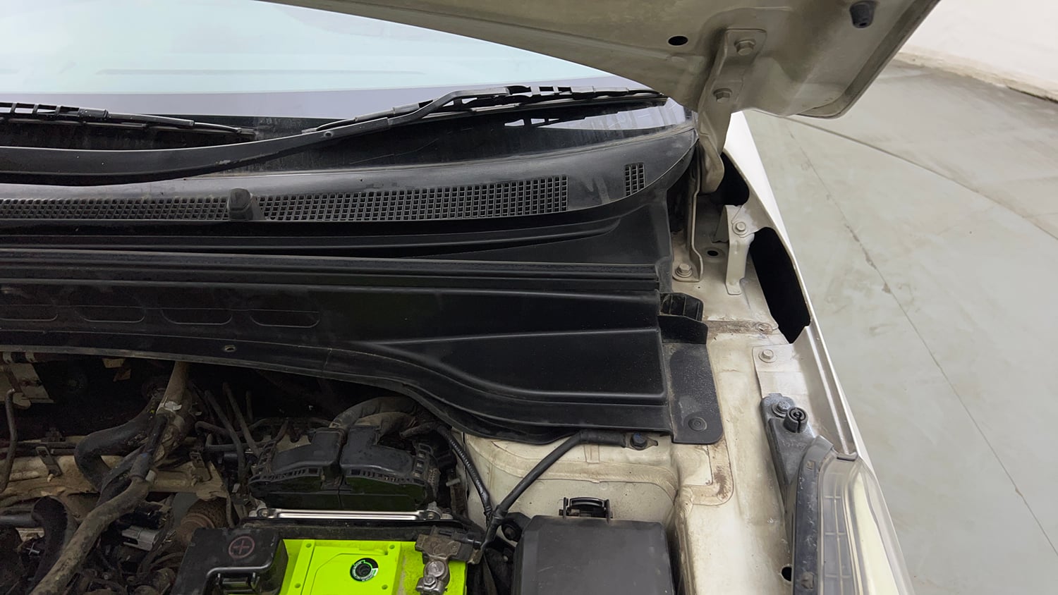 Used 2018 Hyundai Creta SX Plus 1.6 AT Petrol Petrol Automatic engine ENGINE LEFT SIDE HINGE & APRON VIEW