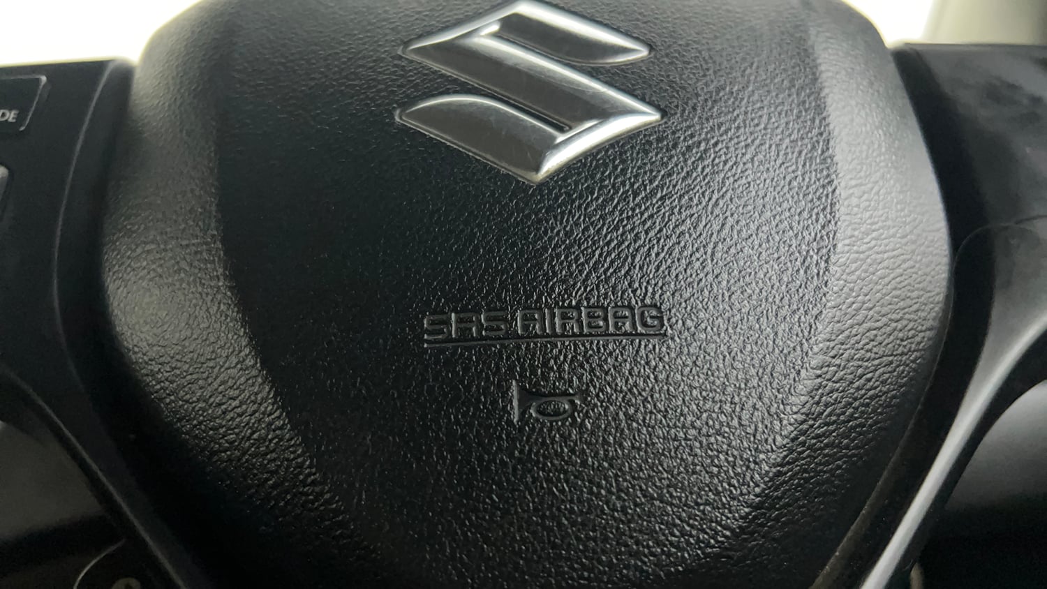 Used 2020 Maruti Suzuki Baleno Delta Petrol Manual top_features Airbags