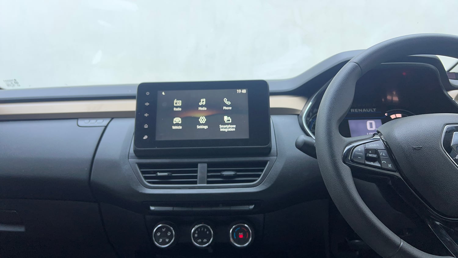 Used 2023 Tata Punch Creative Dual Tone AMT Petrol Automatic interior MUSIC SYSTEM & AC CONTROL VIEW