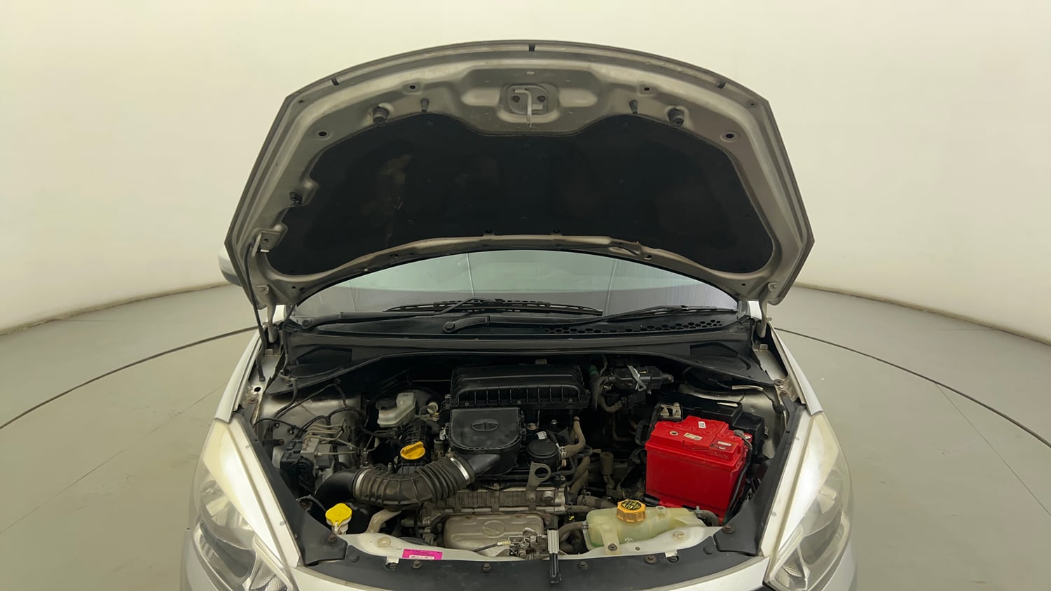 Used 2018 Tata Tigor Revotron XT Petrol Manual engine ENGINE & BONNET OPEN FRONT VIEW