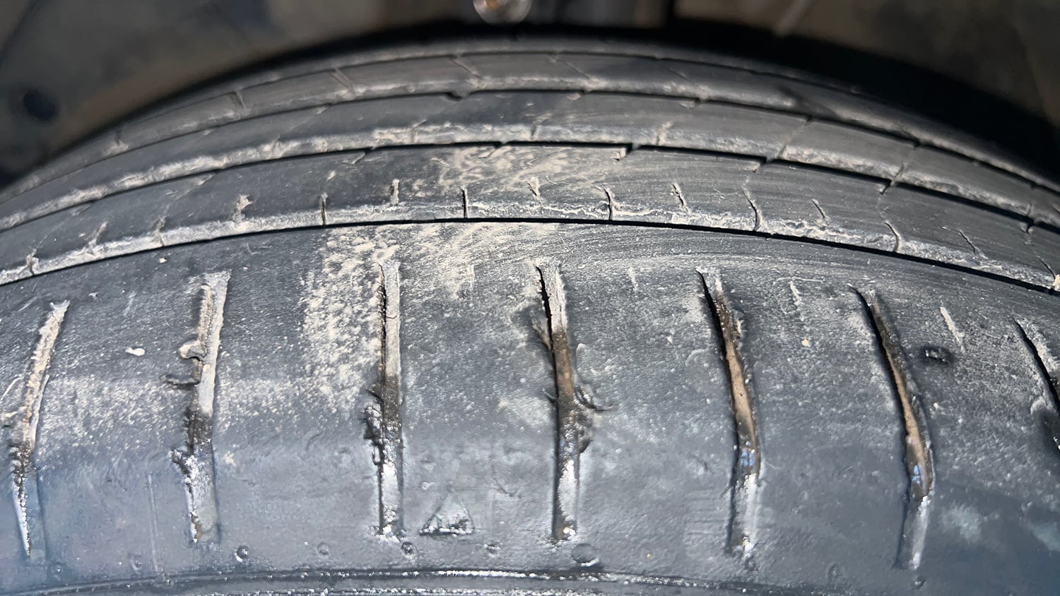 Used 2021 Maruti Suzuki Baleno Zeta Automatic Petrol Automatic tyres LEFT FRONT TYRE TREAD VIEW