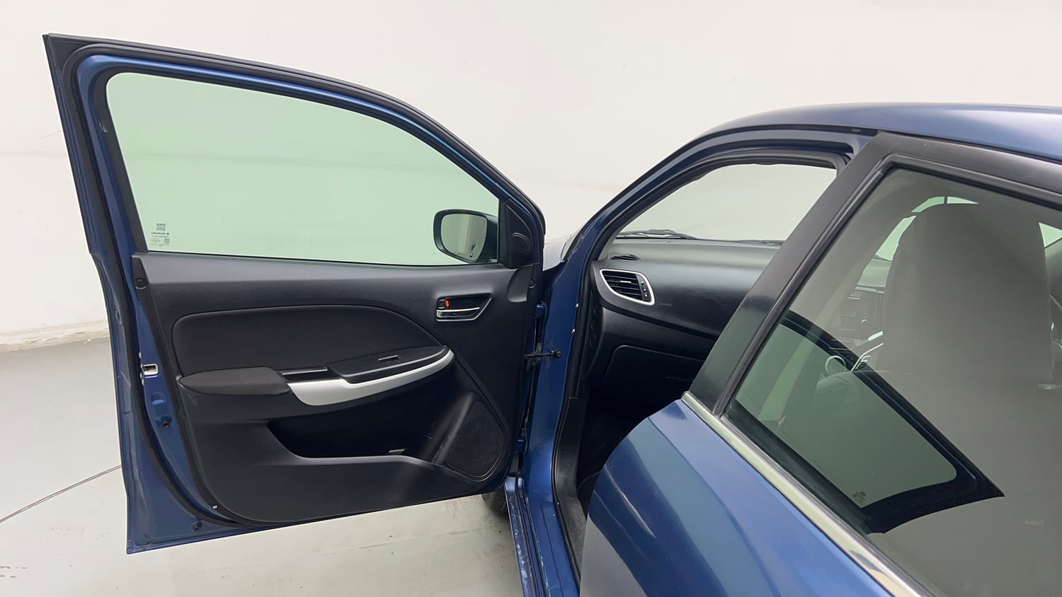 Used 2016 Maruti Suzuki Baleno Zeta 1.2 Petrol Manual interior LEFT FRONT DOOR OPEN VIEW
