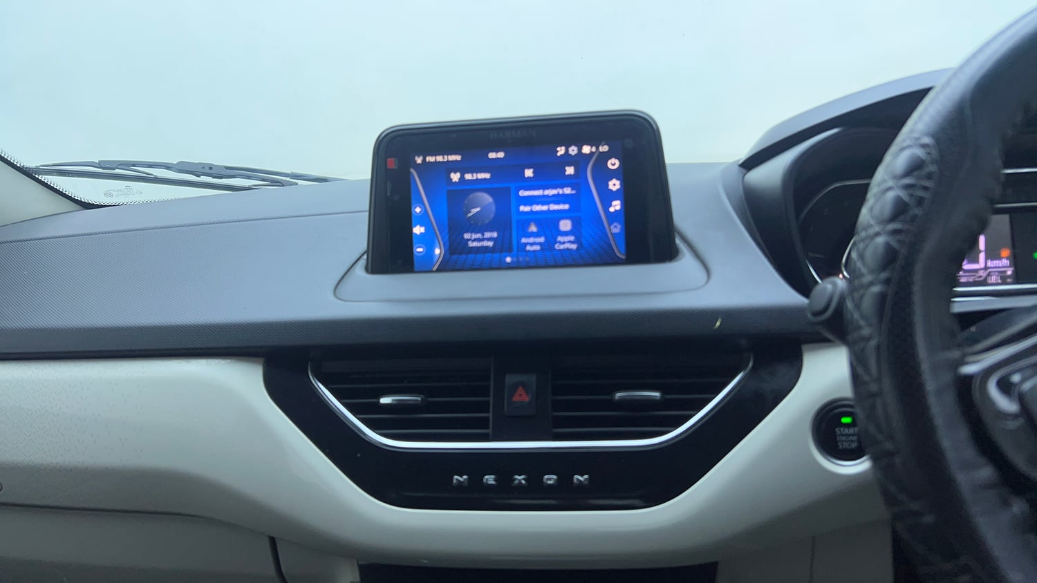 Used 2021 Tata Nexon XZA Plus Dual Tone Petrol Automatic top_features Integrated (in-dash) music system