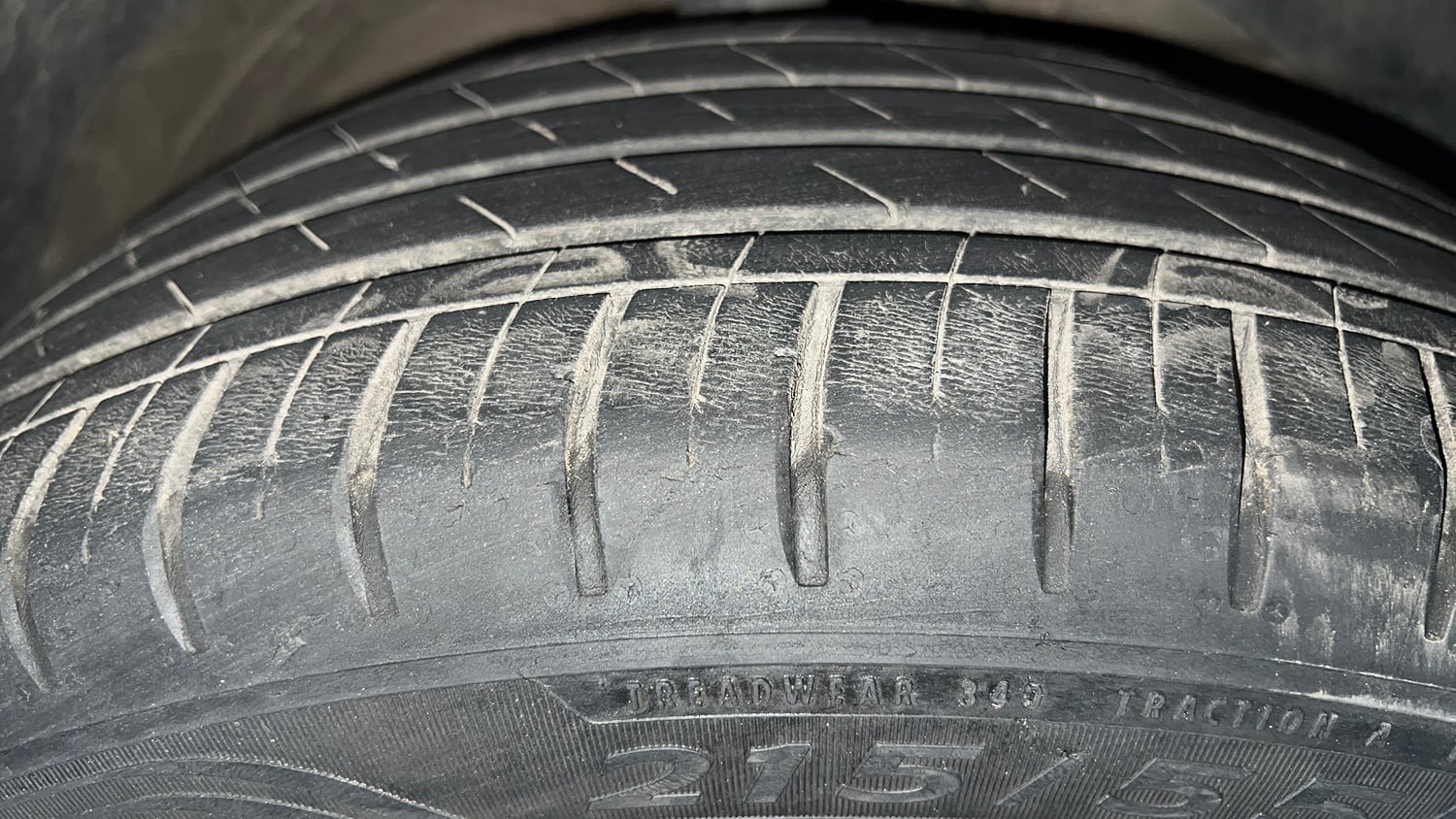 Used 2021 MG Motors Hector Sharp 1.5 Petrol Turbo DCT Petrol Automatic tyres RIGHT FRONT TYRE TREAD VIEW