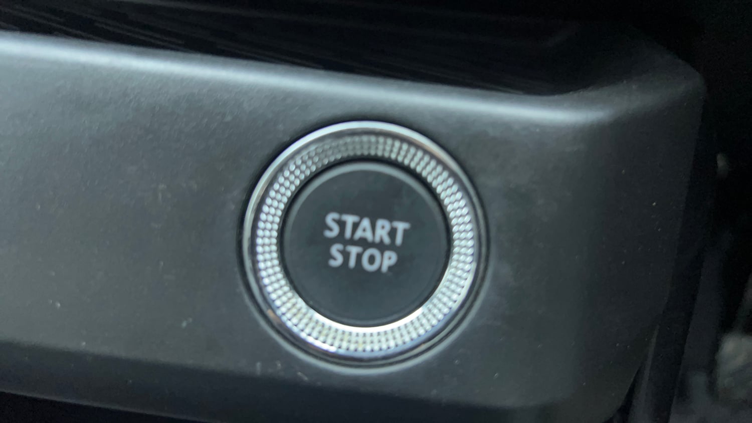 Used 2023 Tata Punch Creative Dual Tone AMT Petrol Automatic top_features Keyless start