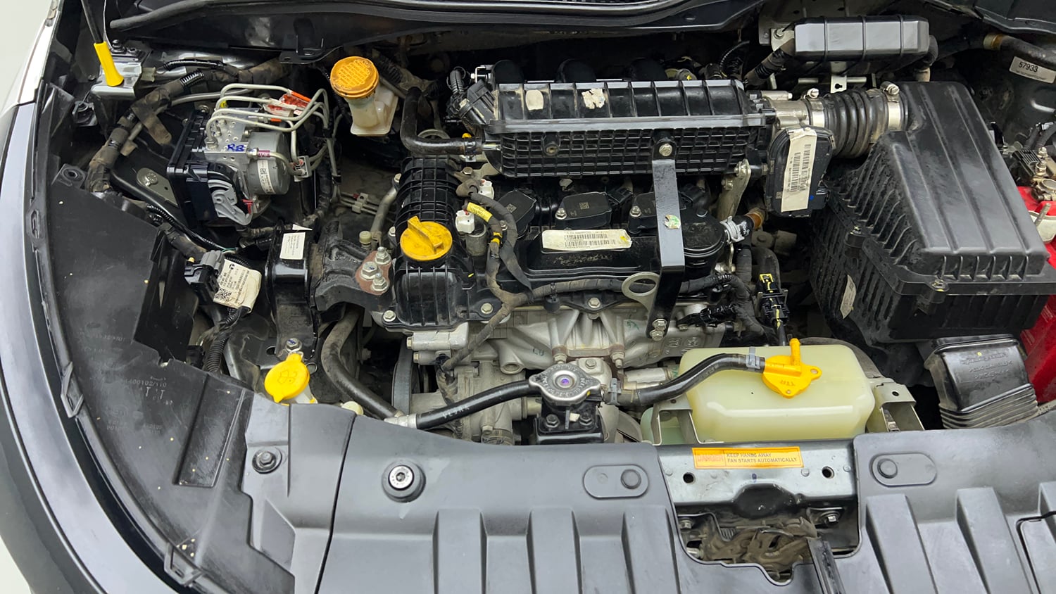 Used 2024 Tata Altroz XZ iCNG Cng Manual engine ENGINE RIGHT SIDE VIEW