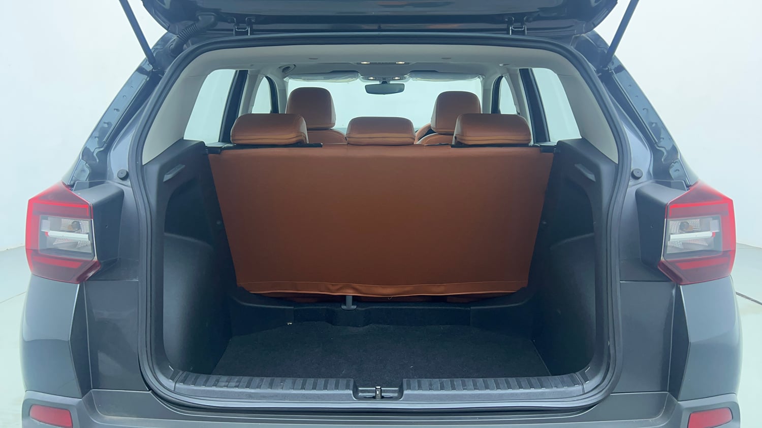 Used 2026 Skoda Kylaq Classic+ 1.0 TSI MT Petrol Manual interior DICKY INSIDE VIEW