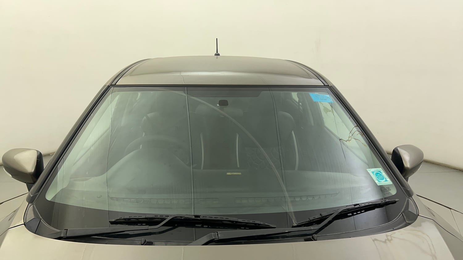 Used 2020 Maruti Suzuki Baleno Delta Petrol Manual exterior FRONT WINDSHIELD VIEW