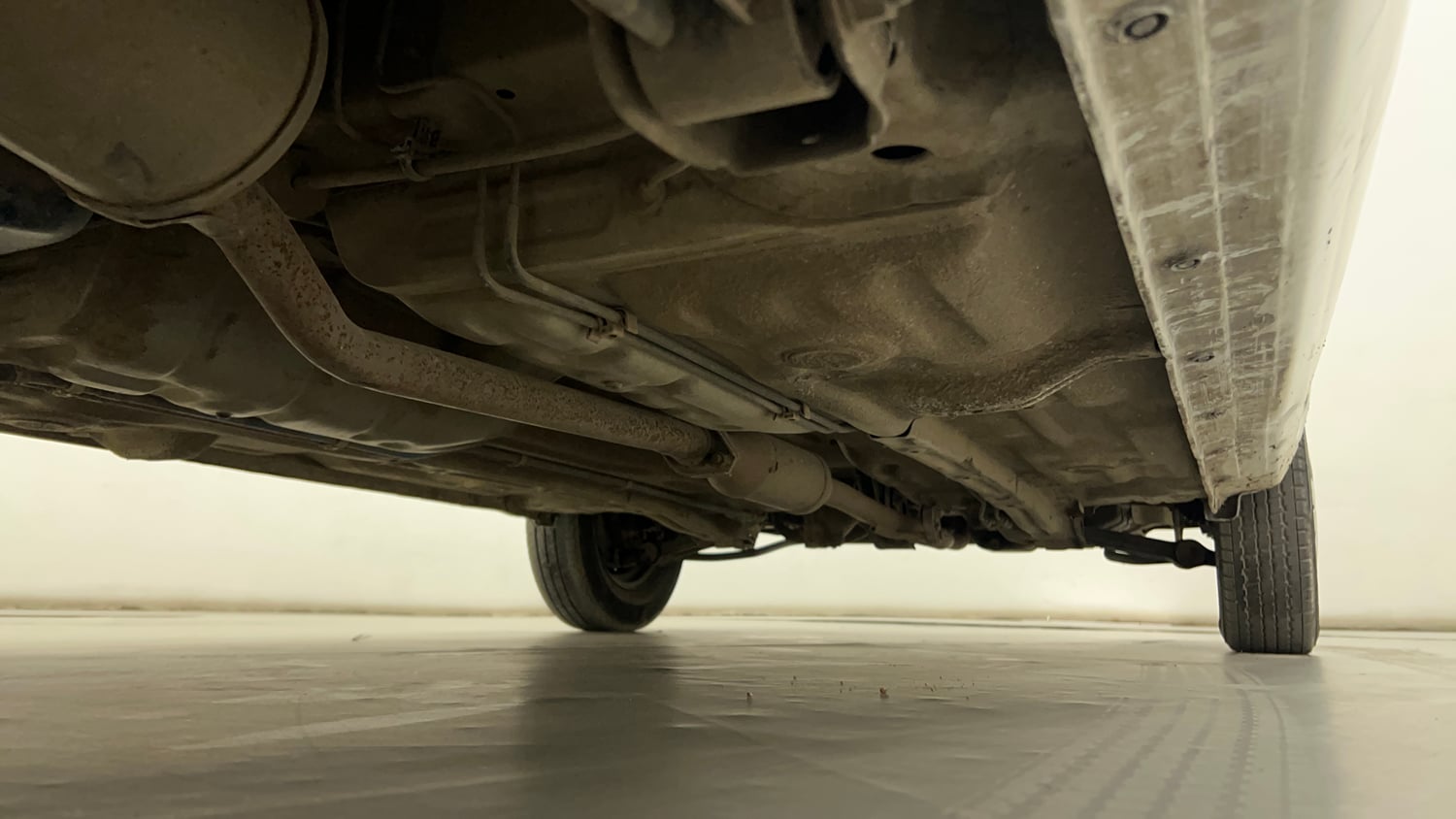 Used 2021 Maruti Suzuki Alto 800 LXi Petrol Manual extra REAR RIGHT UNDERBODY VIEW