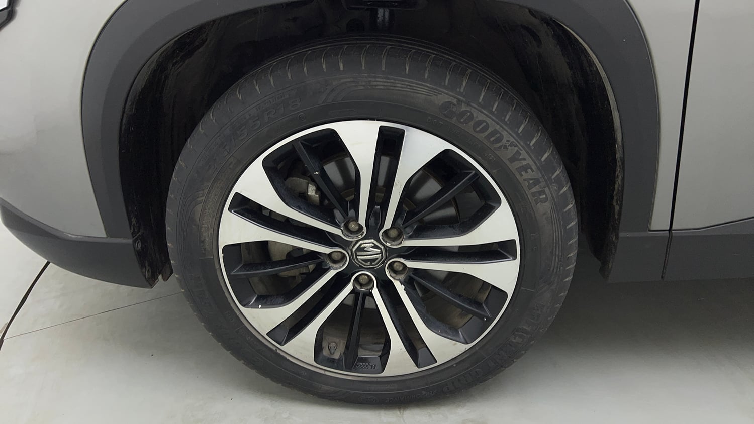Used 2021 MG Motors Hector Sharp 1.5 Petrol Turbo DCT Petrol Automatic tyres LEFT FRONT TYRE RIM VIEW