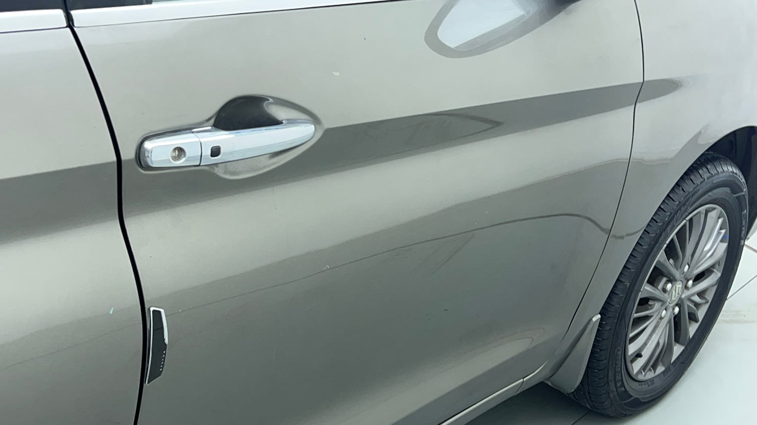 Used 2021 Maruti Suzuki New Ertiga ZXi AT Petrol Automatic dents MINOR SCRATCH