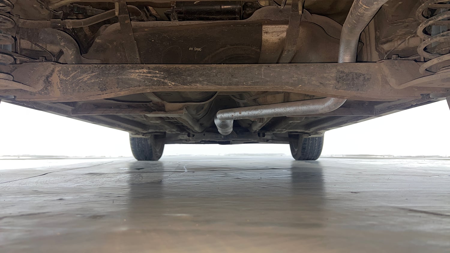 Used 2020 kia Seltos GTX Plus DCT 1.4 Petrol Automatic extra REAR UNDERBODY VIEW (TAKEN FROM REAR)