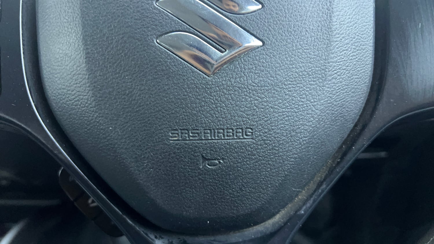 Used 2021 Maruti Suzuki Baleno Zeta Petrol Manual top_features Airbags