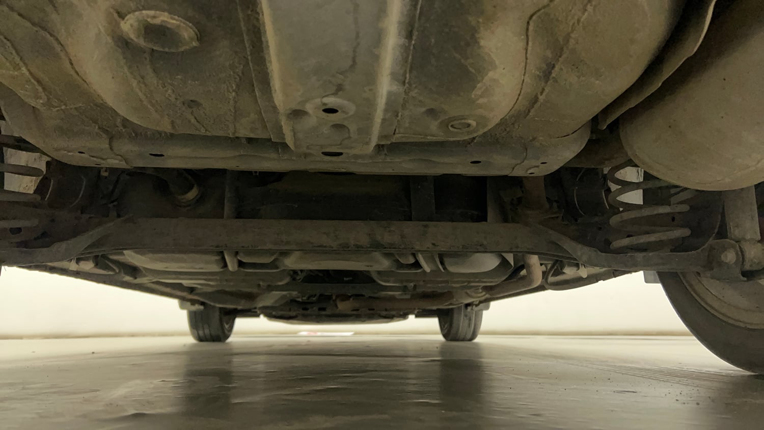 Used 2019 Honda City VX Petrol Petrol Manual extra REAR UNDERBODY VIEW (TAKEN FROM REAR)