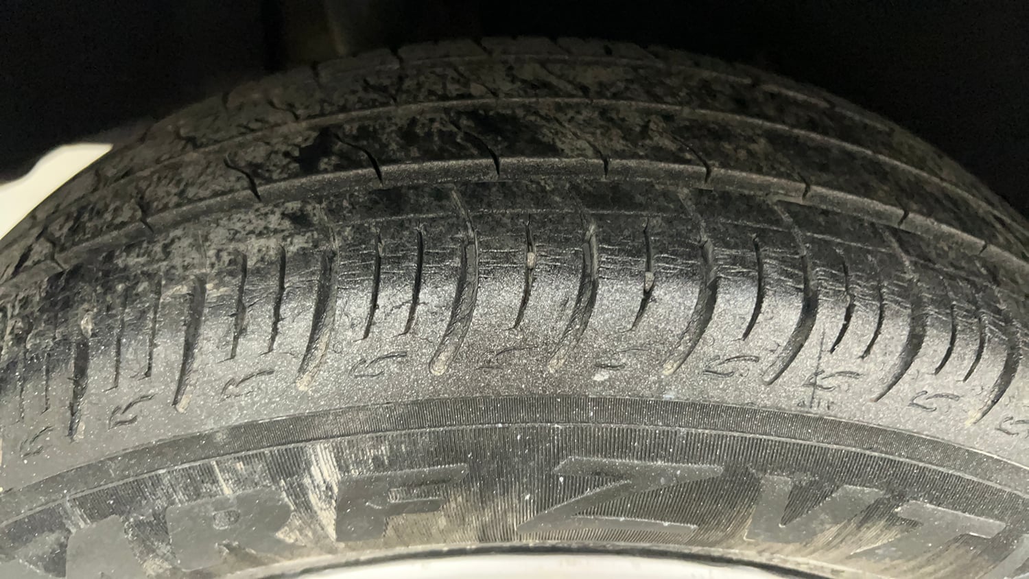 Used 2020 Maruti Suzuki Baleno Delta Petrol Manual tyres RIGHT REAR TYRE TREAD VIEW