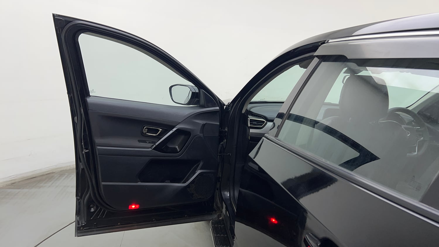 Used 2022 Tata Harrier XTA Plus Dark Edition Diesel Automatic interior LEFT FRONT DOOR OPEN VIEW
