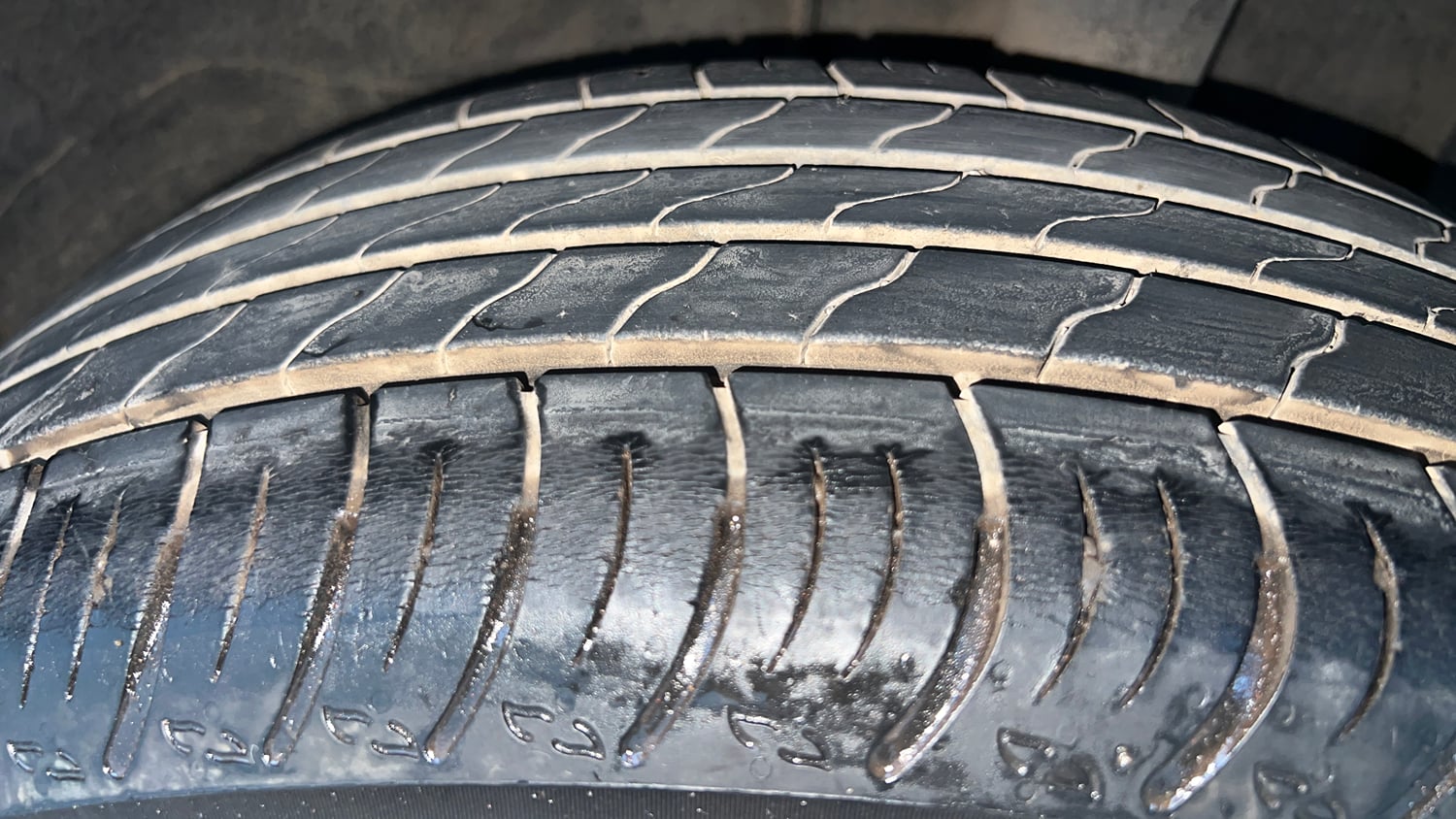 Used 2023 Tata Punch Creative Dual Tone AMT Petrol Automatic tyres LEFT REAR TYRE TREAD VIEW