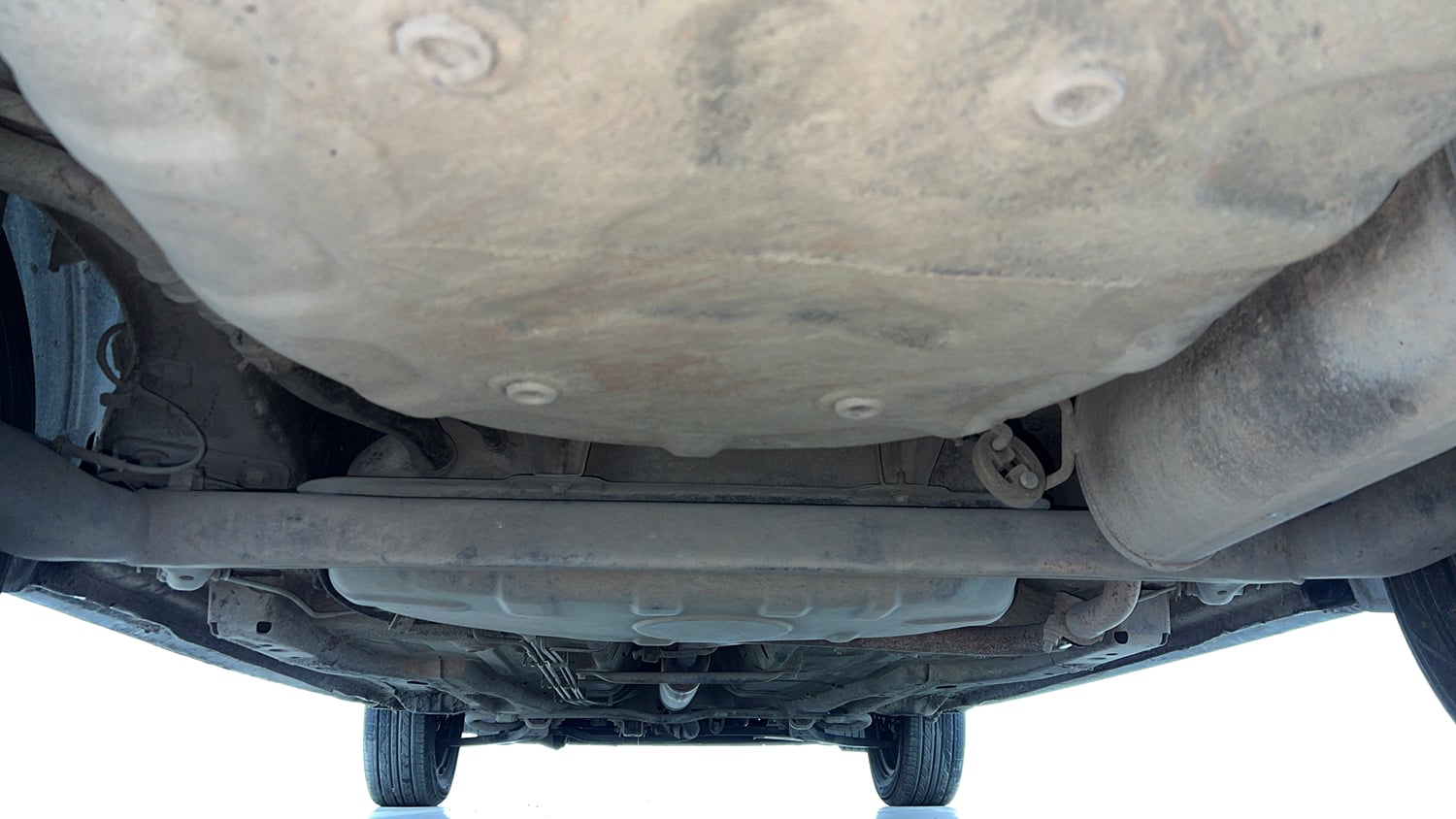 Used 2018 Tata Tigor Revotron XT Petrol Manual extra REAR UNDERBODY VIEW (TAKEN FROM REAR)