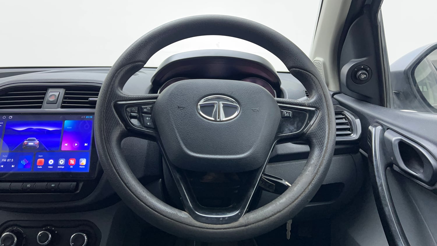 Used 2018 Tata Tigor Revotron XT Petrol Manual interior STEERING VIEW