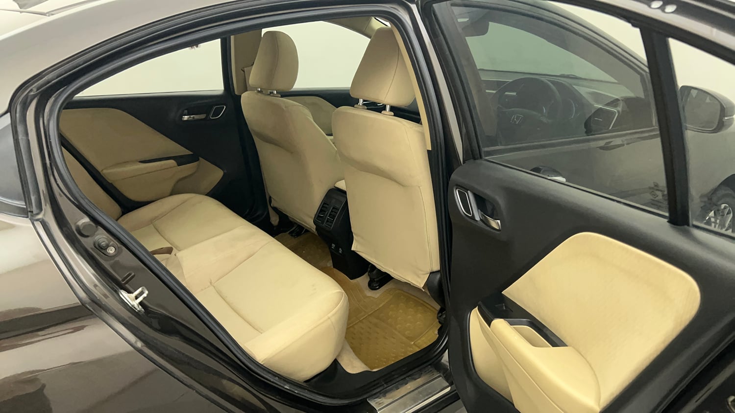 Used 2019 Honda City VX Petrol Petrol Manual interior RIGHT SIDE REAR DOOR CABIN VIEW