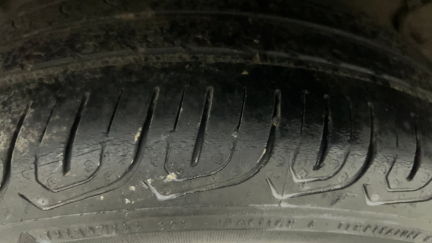 Used 2018 Tata Tigor Revotron XT Petrol Manual tyres RIGHT REAR TYRE TREAD VIEW