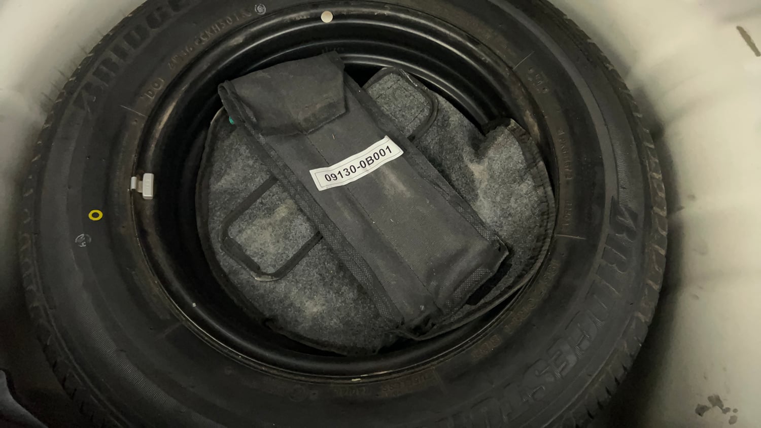 Used 2019 Hyundai Elite i20 Sportz Plus 1.2 CVT Petrol Automatic tyres SPARE TYRE VIEW