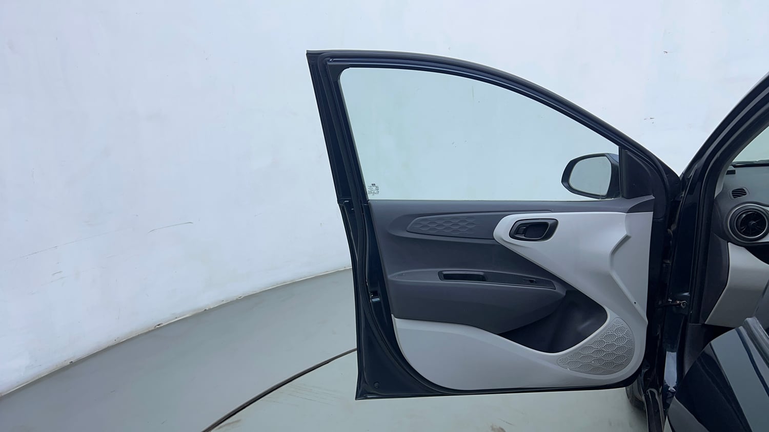 Used 2021 Hyundai Grand i10 Nios Magna 1.2 Kappa VTVT Petrol Manual interior LEFT FRONT DOOR OPEN VIEW