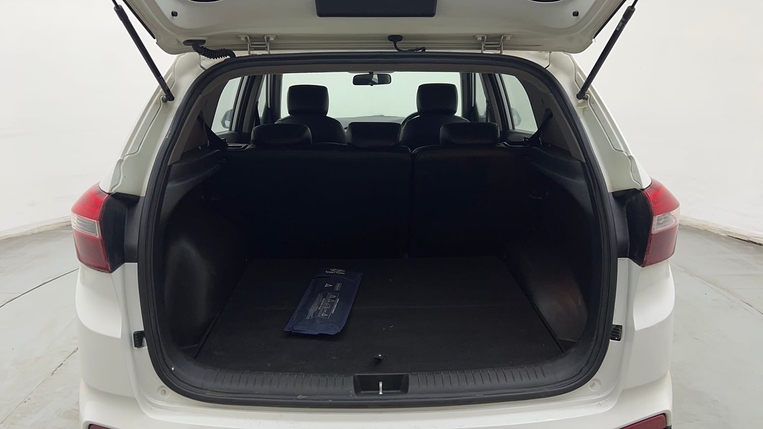 Used 2018 Hyundai Creta SX Plus 1.6 AT Petrol Petrol Automatic interior DICKY INSIDE VIEW