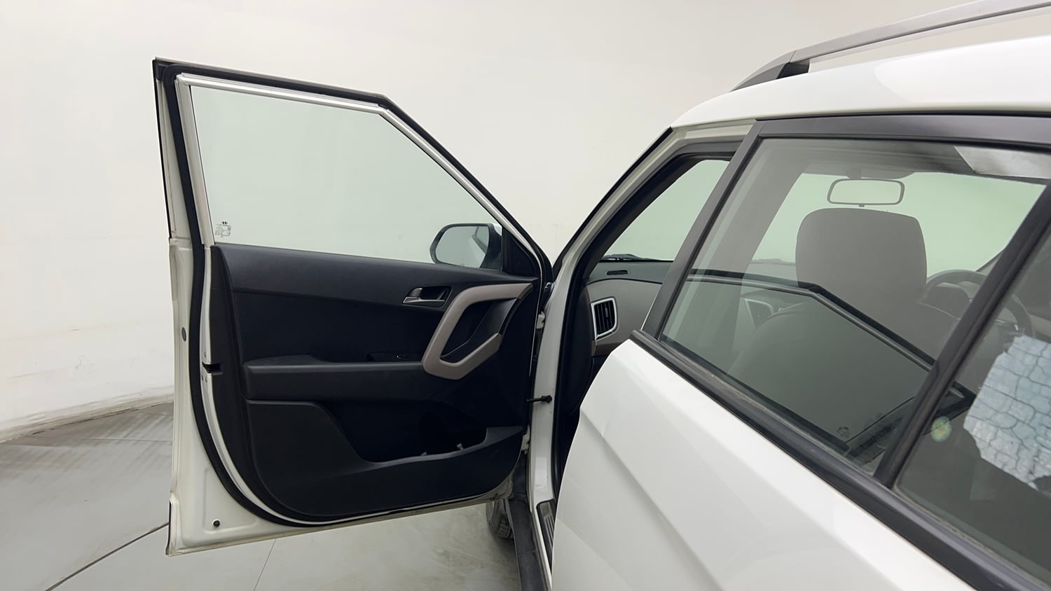 Used 2018 Hyundai Creta SX Plus 1.6 AT Petrol Petrol Automatic interior LEFT FRONT DOOR OPEN VIEW