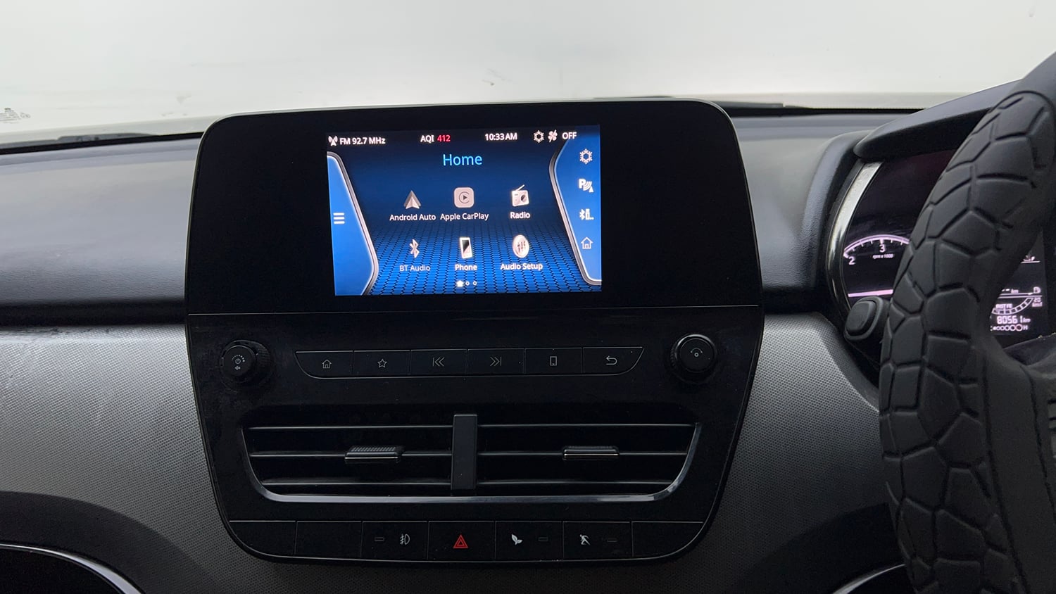 Used 2022 Tata Harrier XTA Plus Dark Edition Diesel Automatic top_features Integrated (in-dash) music system
